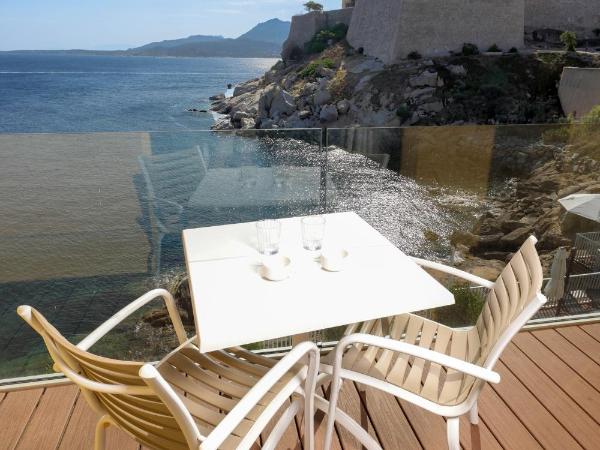 Hotel Saint Christophe : photo 8 de la chambre chambre lits jumeaux supérieure - vue sur mer