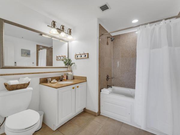 2BR condo minutes to Disney Springs : photo 7 de la chambre appartement - vue sur lac