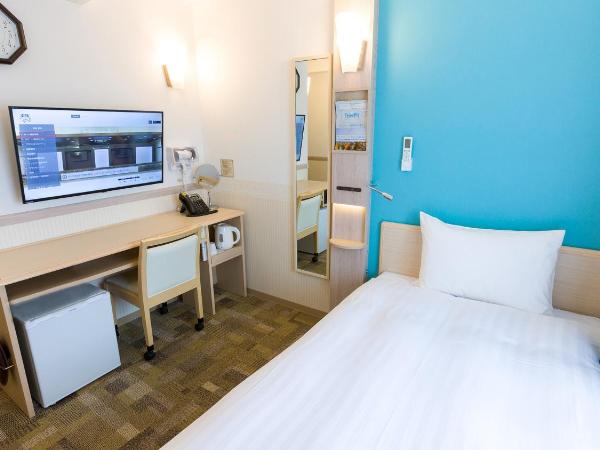 Toyoko Inn Kobe Sannomiya eki Shiyakusho Mae : photo 3 de la chambre chambre simple - fumeurs