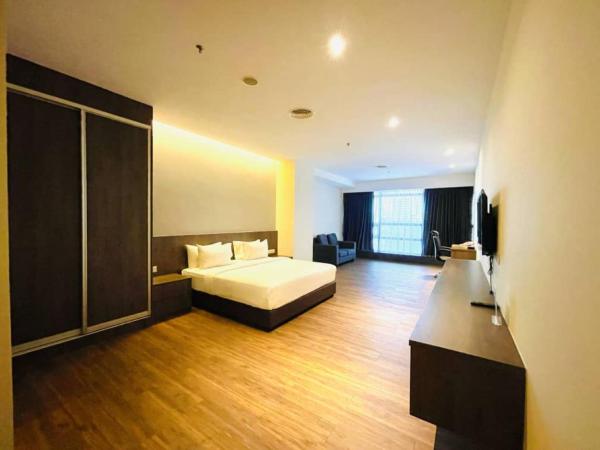 Imperial Regency Suites & Kuala Lumpur : photo 8 de la chambre suite deluxe avec lit king-size