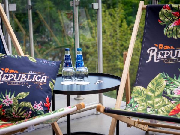 Garden Square Hotel : photo 9 de la chambre chambre familiale avec balcon