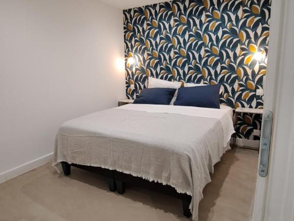 Les chambres du Chateau de Fenestrelle : photo 6 de la chambre chambre double ou lits jumeaux supérieure avec terrasse