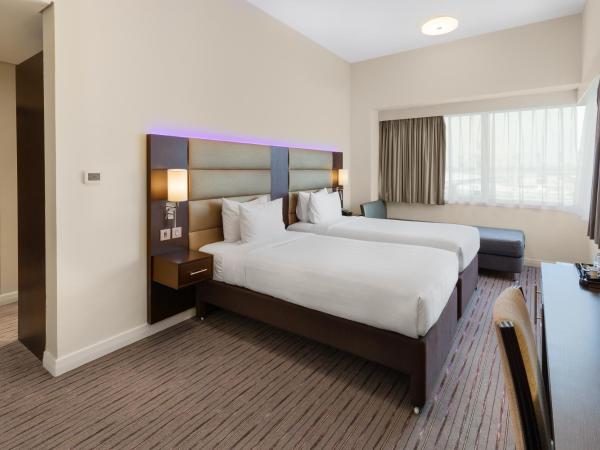 Premier Inn Dubai Ibn Battuta Mall : photo 3 de la chambre hébergement lits jumeaux d’angle - non-fumeurs