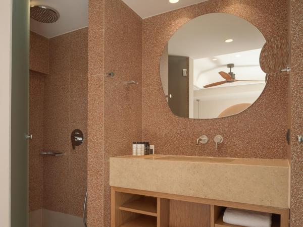 Paralos Venus Suites Adults Only : photo 7 de la chambre chambre double deluxe