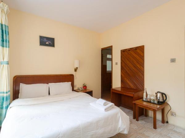 Hotel Sherwi Hyul : photo 2 de la chambre chambre lit queen-size deluxe