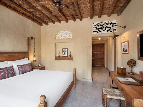 Al Seef Heritage Hotel Dubai, Curio Collection by Hilton : photo 4 de la chambre chambre lit king-size heritage