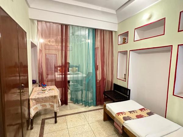 Rawla Mrignayani Palace : photo 4 de la chambre chambre lit king-size