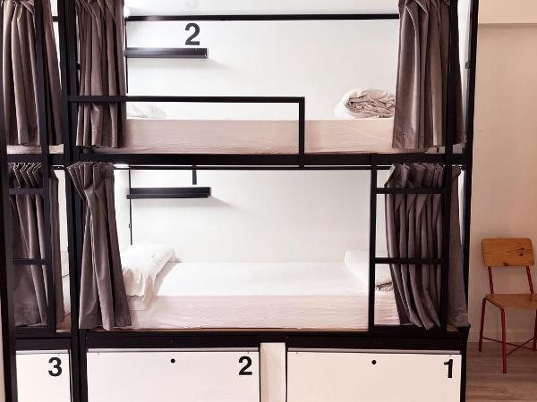 Way Hostel Madrid : photo 4 de la chambre lit dans dortoir mixte de 8 lits 