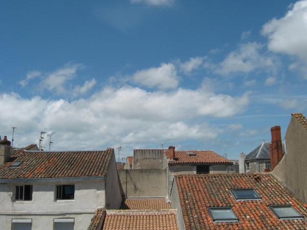 Hôtel de l'Océan : photo 4 de la chambre chambre double – vue sur cour