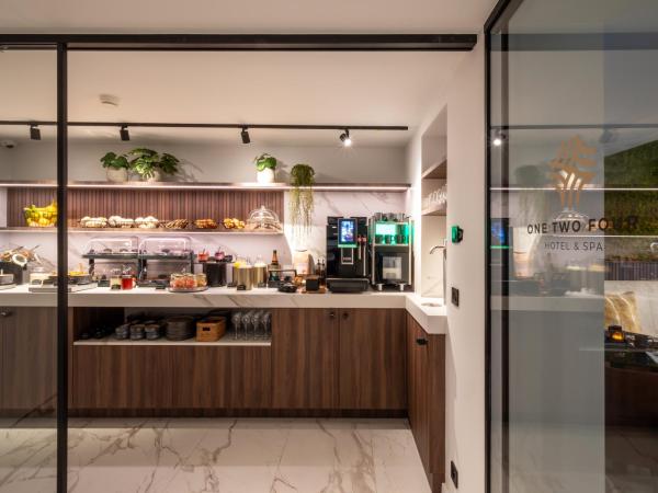 ONE TWO FOUR - Hotel & Spa : photo 3 de la chambre grande chambre double