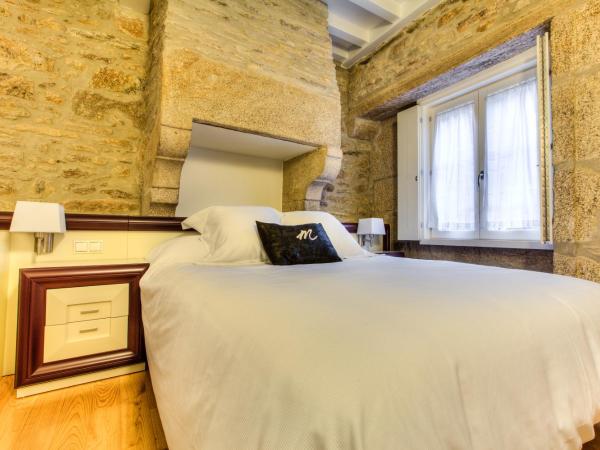 Hotel Montenegro Compostela : photo 9 de la chambre chambre double