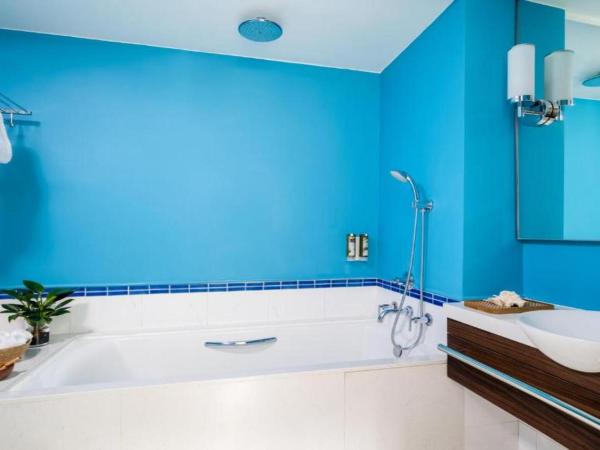 Auberge Discovery Bay Hong Kong : photo 9 de la chambre chambre double ou lits jumeaux - vue sur montagnes