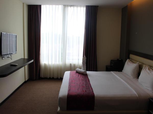 Paradise Spa Hotel : photo 2 de la chambre chambre lit king-size deluxe