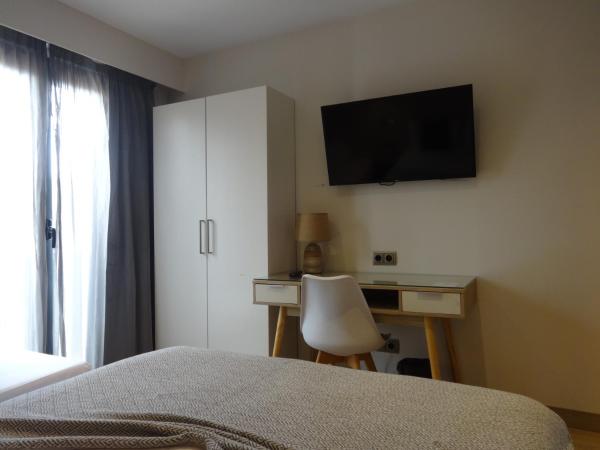 Hotel Lloret Ramblas : photo 8 de la chambre chambre double avec lit d'appoint