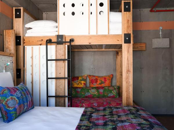 JAM Lisbon : photo 1 de la chambre chambre quadruple standard