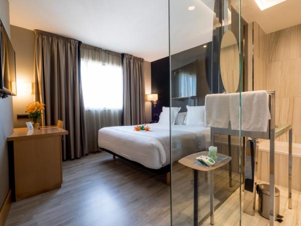 Hotel Plaza : photo 6 de la chambre chambre lit queen-size