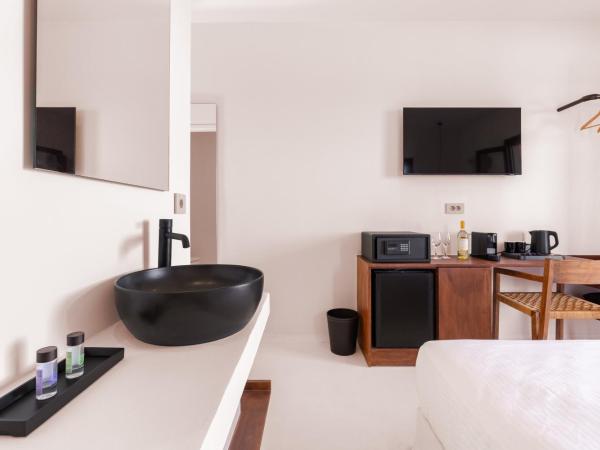 Akre Hotel : photo 10 de la chambre suite junior - vue sur mer