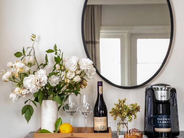 Estancia La Jolla Hotel & Spa : photo 3 de la chambre suite