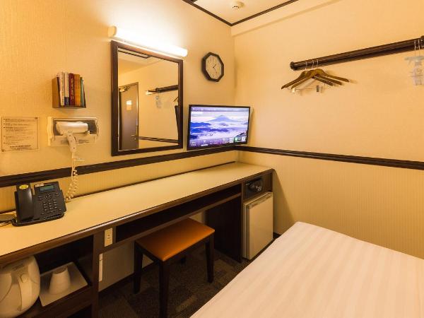 Toyoko Inn Osaka Shinsaibashi Nishi : photo 6 de la chambre chambre lits jumeaux - fumeurs