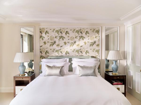 The Dorchester - Dorchester Collection : photo 4 de la chambre chambre lit king-size deluxe