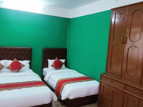 Nepalaya Home Hostel : photo 9 de la chambre chambre familiale avec salle de bains privative