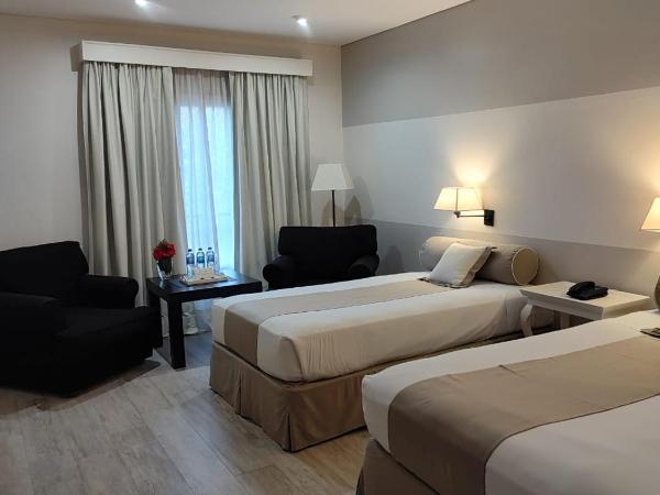 Loi Suites Recoleta Hotel : photo 3 de la chambre chambre triple exécutive