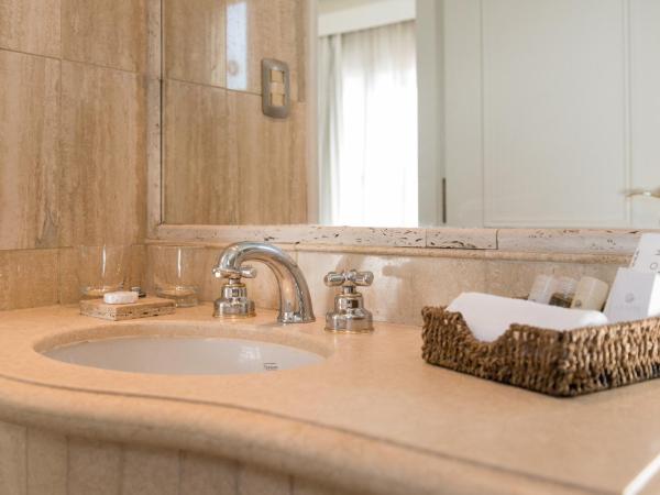 Loi Suites Recoleta Hotel : photo 9 de la chambre chambre triple exécutive