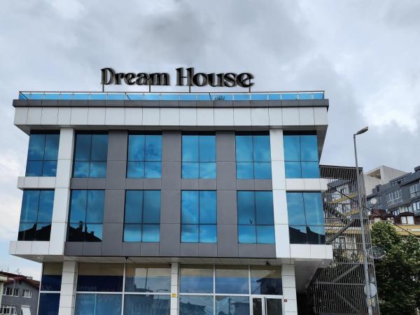 Dream house 22 : photo 4 de la chambre appartement