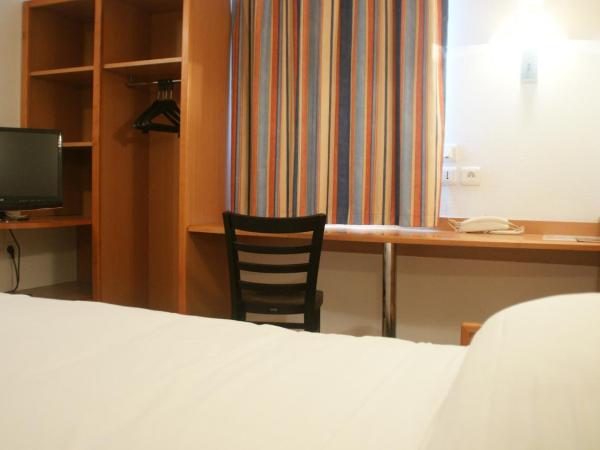 BRIT HOTEL Essentiel CAHORS Nord : photo 2 de la chambre chambre double