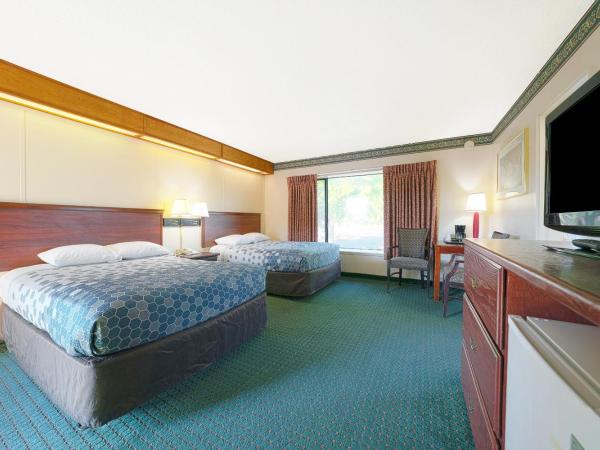 Broadway Inn by OYO Portland Downtown : photo 4 de la chambre 2 full bed