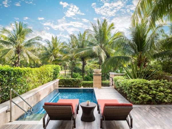 JW Marriott Sanya Haitang Bay Resort & Spa : photo 2 de la chambre hébergement lit king-size deluxe - accès piscine