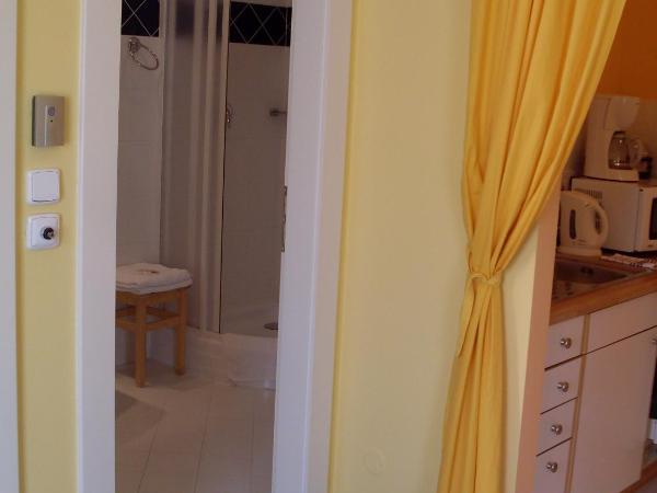 Apartma La Provence : photo 2 de la chambre appartement 1 chambre - sud