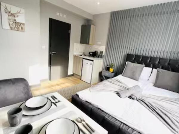 Studios next to Emirates Stadium : photo 9 de la chambre chambre double