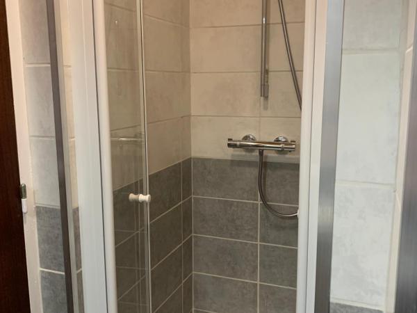 Hotel Le Concorde : photo 4 de la chambre chambre double ou lits jumeaux classique