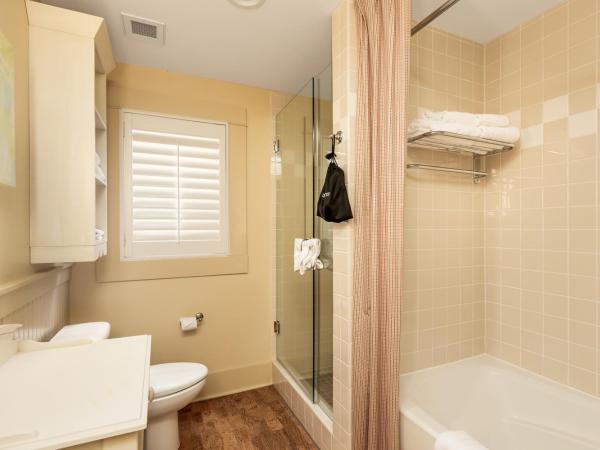 Hotel Eldorado at Eldorado Resort : photo 8 de la chambre chambre de luxe avec 2 lits queen-size.