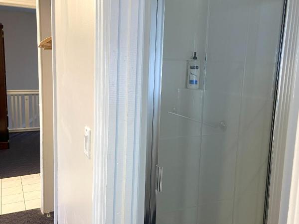 Cambie Lodge : photo 4 de la chambre petite chambre double