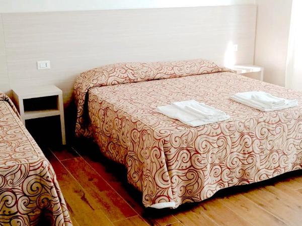 Hotel Parco Fiera : photo 6 de la chambre chambre triple