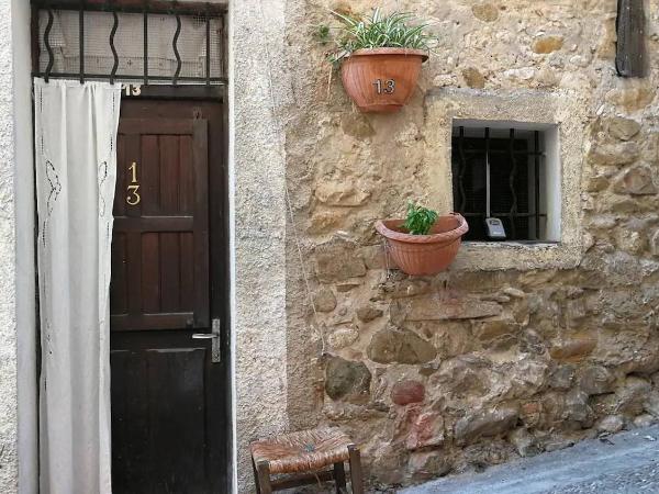 VieuxChateau : photo 6 de la chambre chambre double avec salle de bains privative