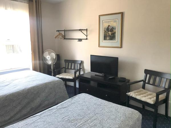 Windsor Guest House : photo 2 de la chambre chambre familiale avec salle de bains commune