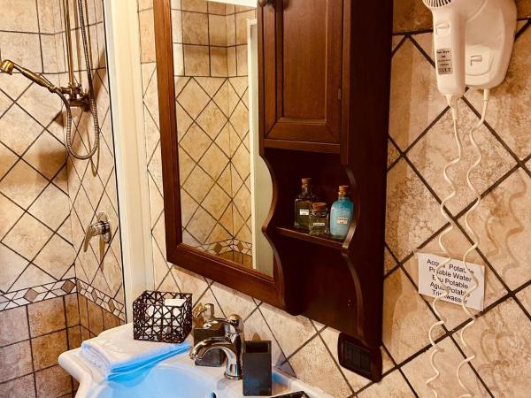 Villetta Capodimonte : photo 1 de la chambre chambre double