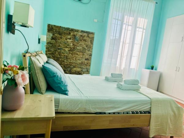 B&B - Residenza d'epoca Piazza Cairoli : photo 2 de la chambre chambre double deluxe avec douche