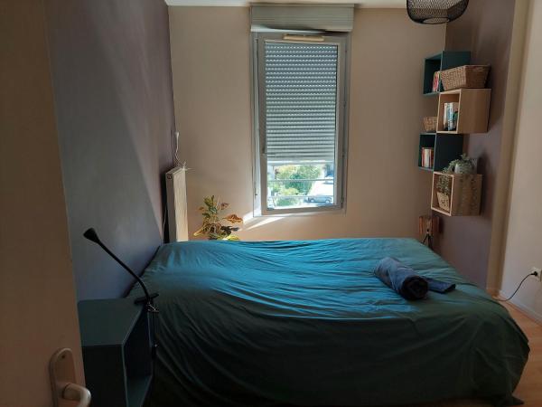 Le Rooftop du 3 : photo 1 de la chambre chambre double avec salle de bains commune