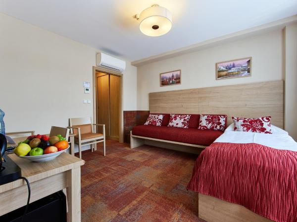 Wellness Hotel Step - Czech Leading Hotels : photo 4 de la chambre appartement standard avec accès au monde aquatique