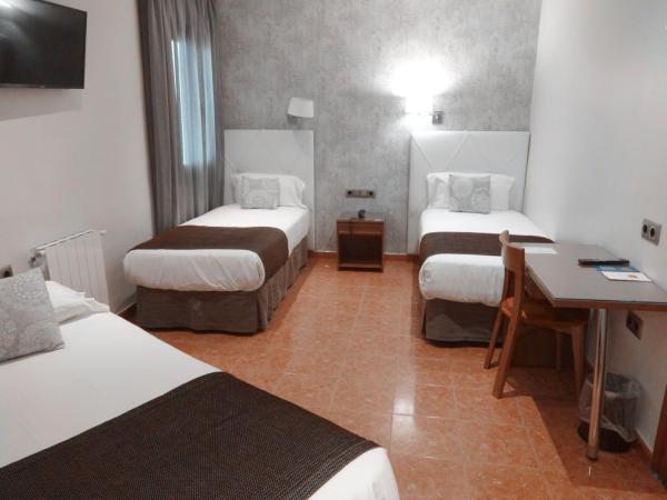 Hotel Lloret Ramblas : photo 8 de la chambre chambre triple