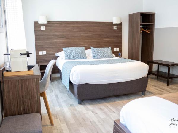 Hotel de la Cathedrale : photo 1 de la chambre chambre quadruple