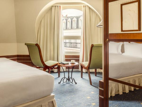Hôtel Des Grands Voyageurs : photo 1 de la chambre suite junior