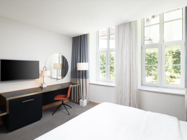 K+K Hotel Fenix : photo 1 de la chambre solo garden view