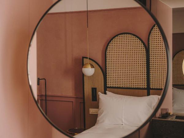 Hotel Palau Fugit : photo 3 de la chambre chambre lit king-size deluxe