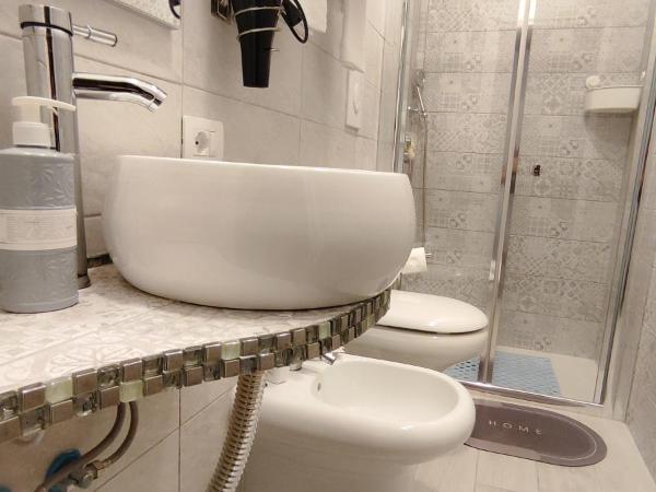 Dantonarooms : photo 1 de la chambre chambre quadruple