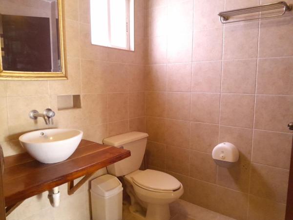 Xtabentun Hostal : photo 10 de la chambre lit superposé dans dortoir pour femmes